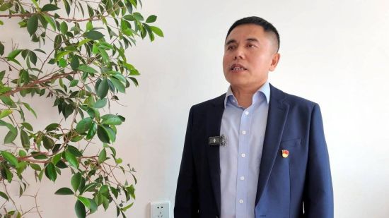 蛟河市工信局副局長(zhǎng) 黃士杰 蛟河市工信局副局長(zhǎng) 黃士杰